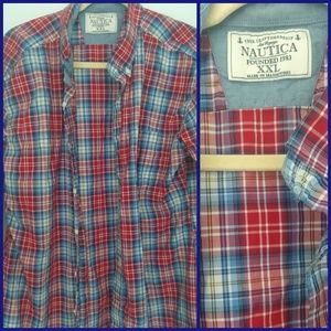 Men's Nautica button down shirt